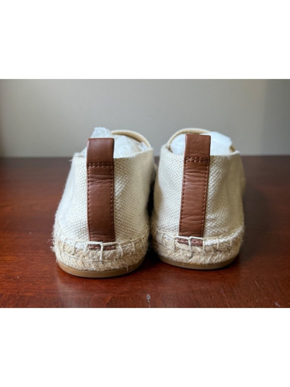 Lauren Ralph Lauren Beige Canvas Espadrilles Slip-On Shoes Size 7.5 - Picture 3 of 9